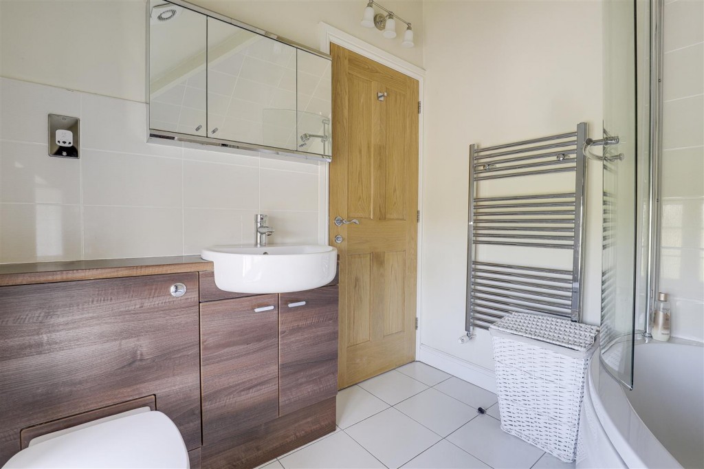 Adbolton Lane, West Bridgford, Nottinghamshire, NG2 5AS