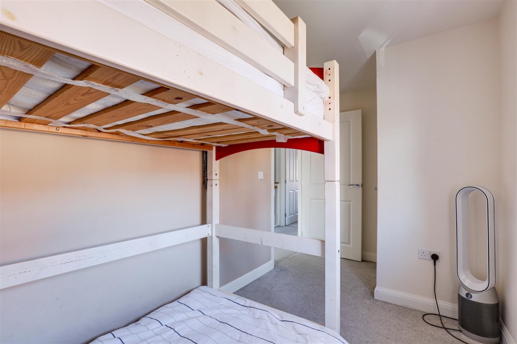 Johnson Road, Bingham, Nottinghamshire, NG13 7AH