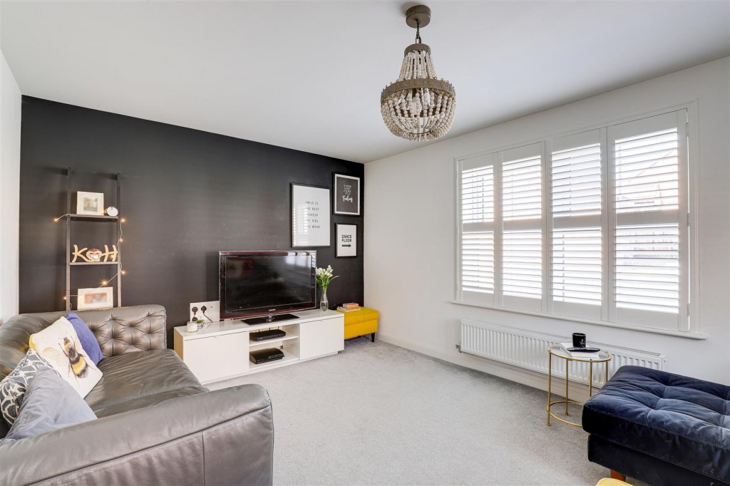 Johnson Road, Bingham, Nottinghamshire, NG13 7AH