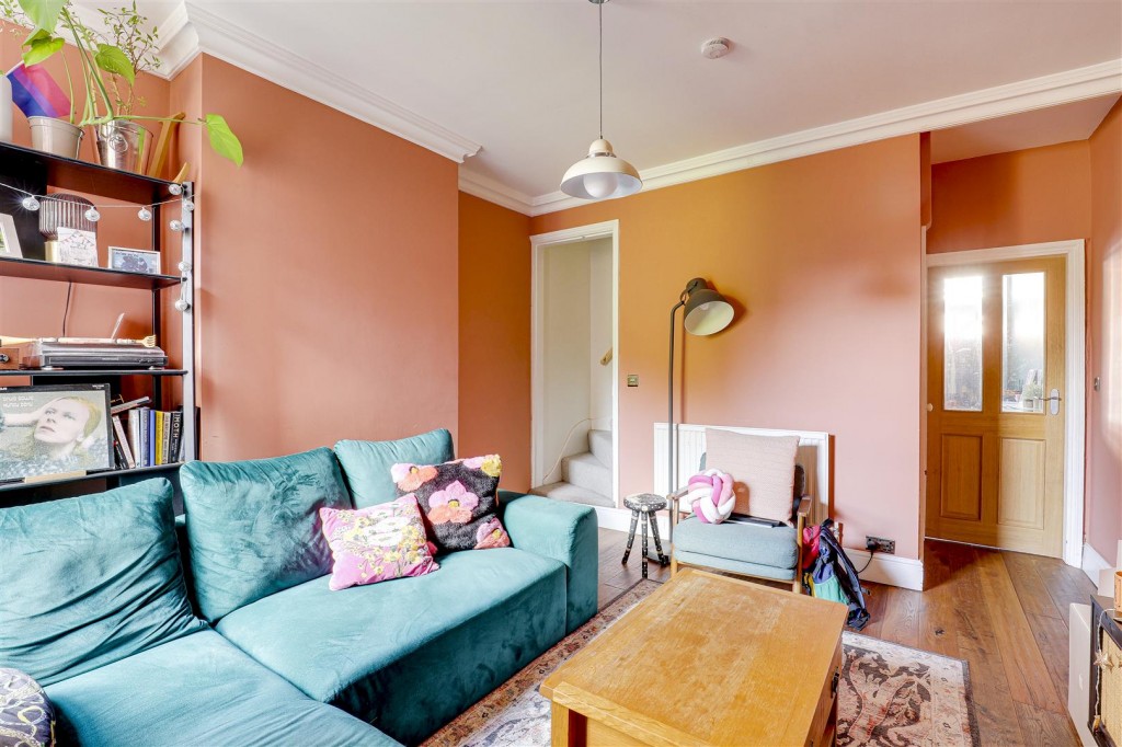 Highfield Grove, West Bridgford, Nottinghamshire, NG2 6DW