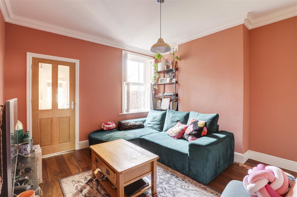 Highfield Grove, West Bridgford, Nottinghamshire, NG2 6DW