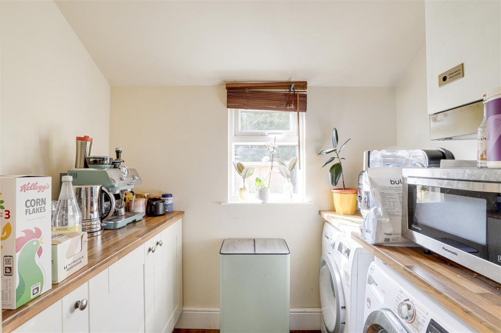 Highfield Grove, West Bridgford, Nottinghamshire, NG2 6DW