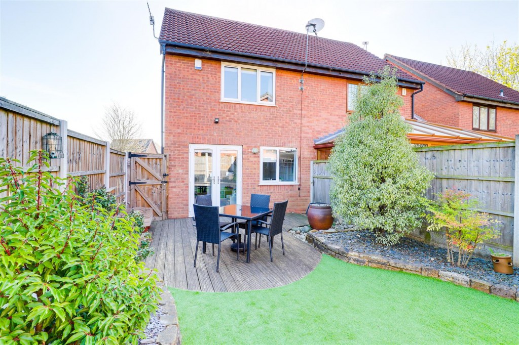 Aldwych Close, Nuthall, Nottinghamshire, NG16 1QH