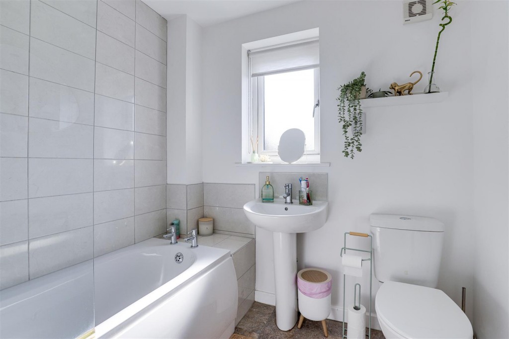 Haydn Road, Sherwood, Nottinghamshire, NG5 1EA