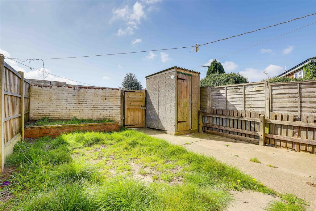 Colmon Walk, Bestwood, Nottinghamshire, NG5 9HH