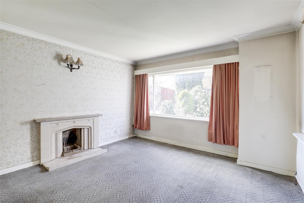 Christina Crescent, Cinderhill, Nottinghamshire, NG6 8SH