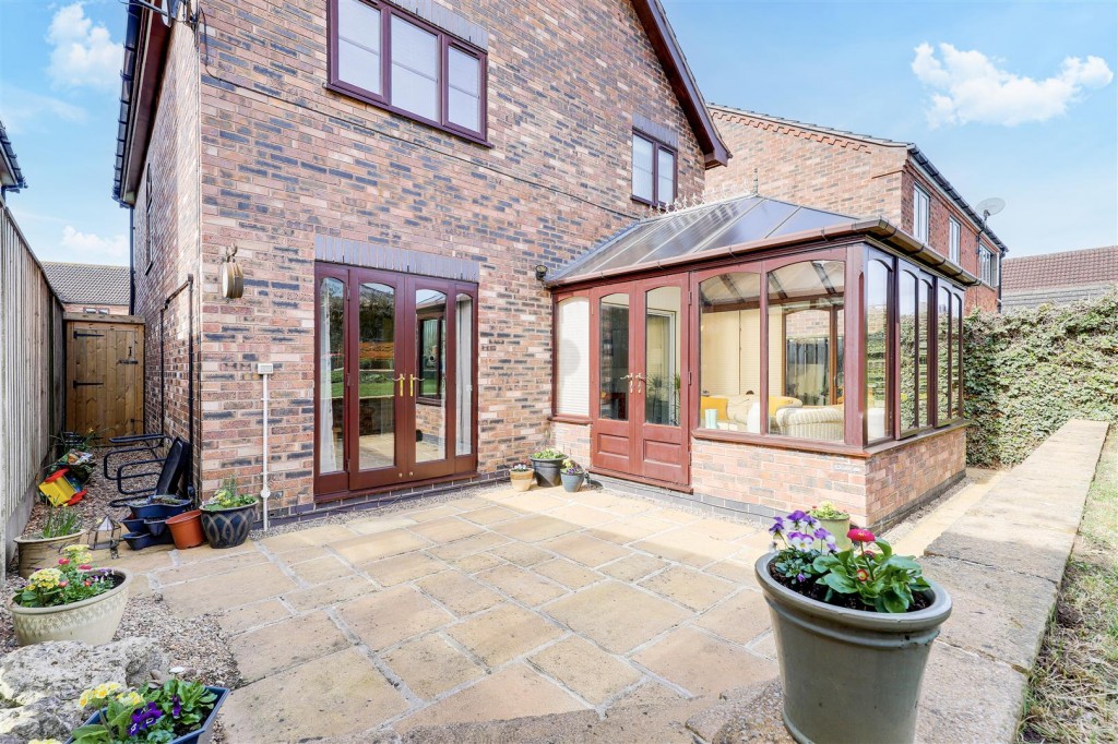 Whatton Drive, West Bridgford, Nottinghamshire, NG2 7UX