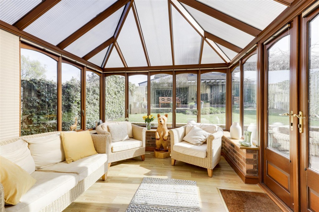 Whatton Drive, West Bridgford, Nottinghamshire, NG2 7UX
