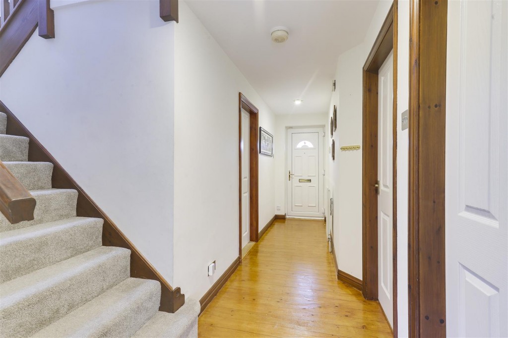 Whatton Drive, West Bridgford, Nottinghamshire, NG2 7UX