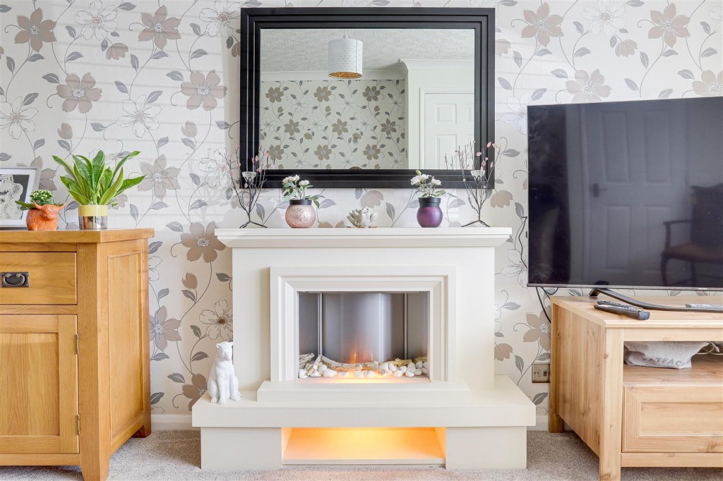 Florin Gardens, Long Eaton, Derbyshire, NG10 3QR