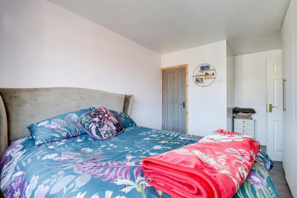 Foxhill Road, Carlton, Nottinghamshire, NG4 1PX