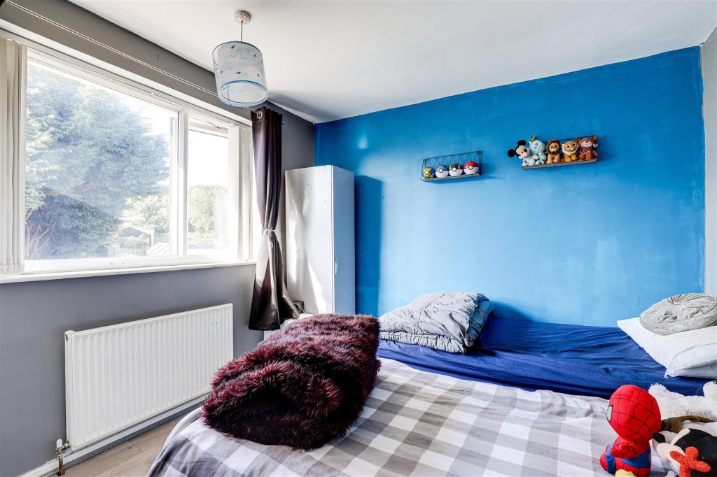 Foxhill Road, Carlton, Nottinghamshire, NG4 1PX