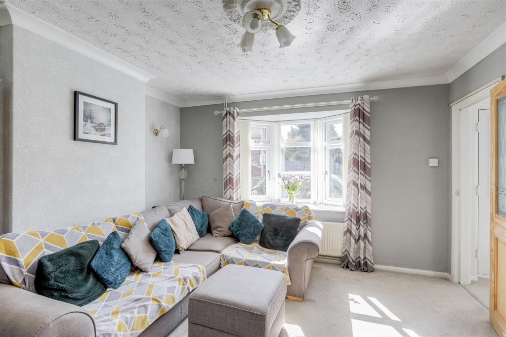 Edgewood Drive, Hucknall, Nottinghamshire, NG15 6HX