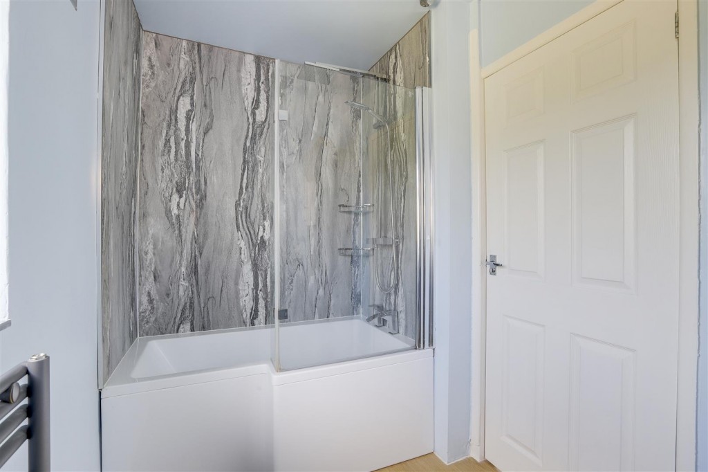 Edgewood Drive, Hucknall, Nottinghamshire, NG15 6HX