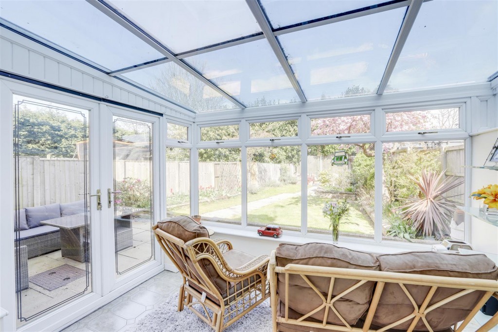 Edgewood Drive, Hucknall, Nottinghamshire, NG15 6HX