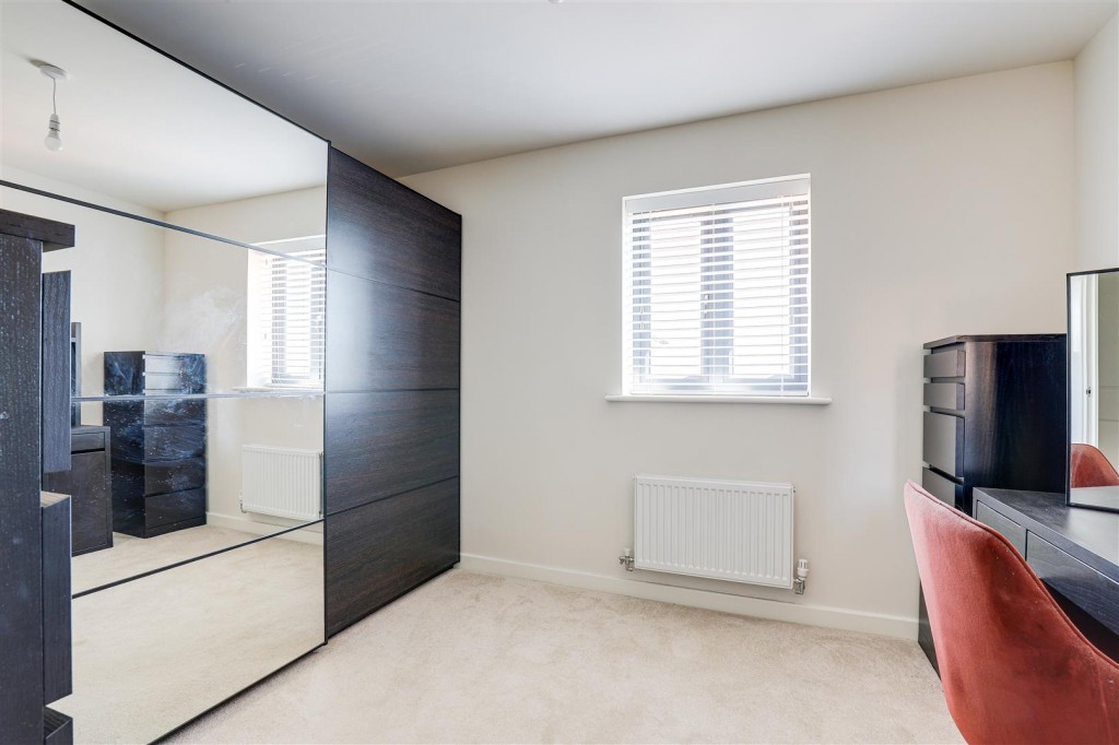Hopwood Road, Gedling, Nottinghamshire, NG4 4NA