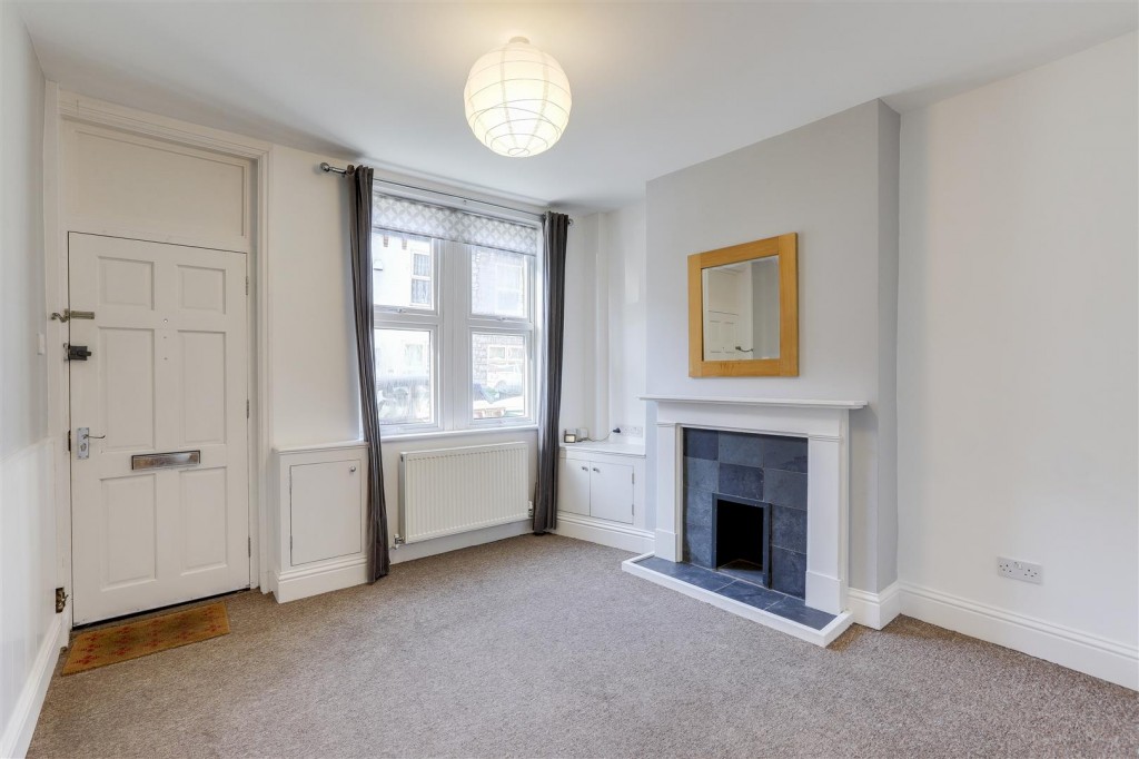 Warwick Street, Lenton, Nottingham, NG7 2PJ
