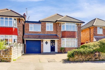 Arleston Drive, Wollaton, Nottinghamshire, NG8 2FZ