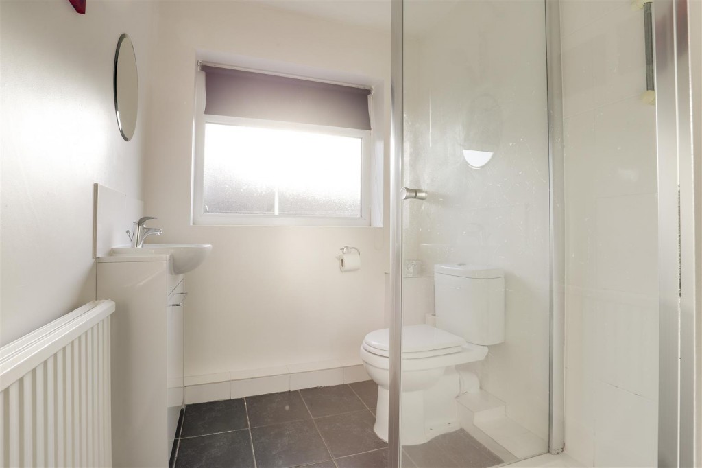 Crawford Rise, Arnold, Nottinghamshire, NG5 8QF