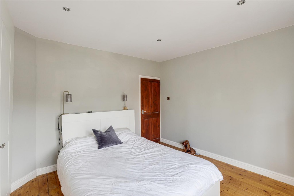 Bede Ling, West Bridgford, Nottinghamshire, NG2 7RP