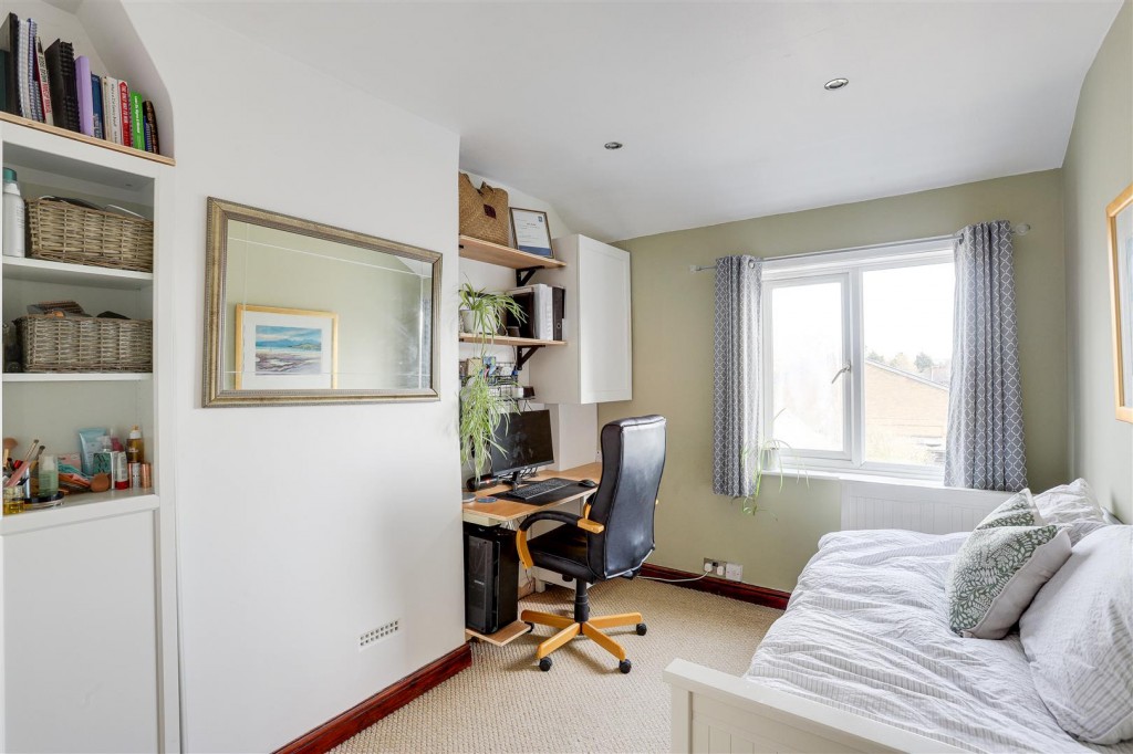 Bede Ling, West Bridgford, Nottinghamshire, NG2 7RP