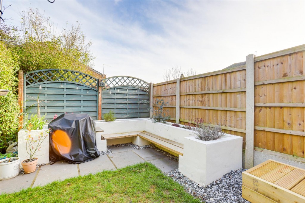 Bede Ling, West Bridgford, Nottinghamshire, NG2 7RP
