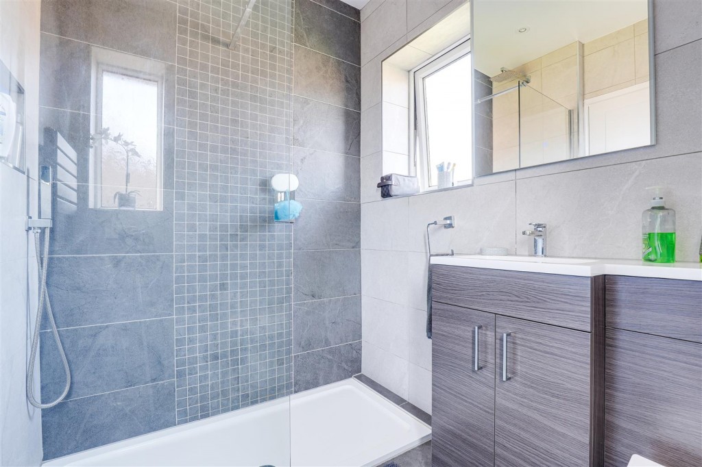 Arnside Road, Bestwood, Nottinghamshire, NG5 5HE