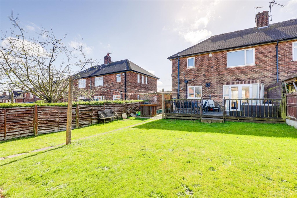 Arnside Road, Bestwood, Nottinghamshire, NG5 5HE