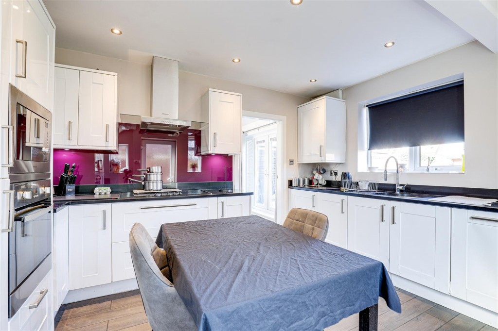 Arnside Road, Bestwood, Nottinghamshire, NG5 5HE