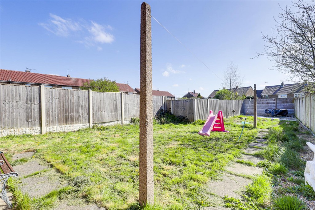 Moyra Drive, Arnold, Nottinghamshire, NG5 6FH