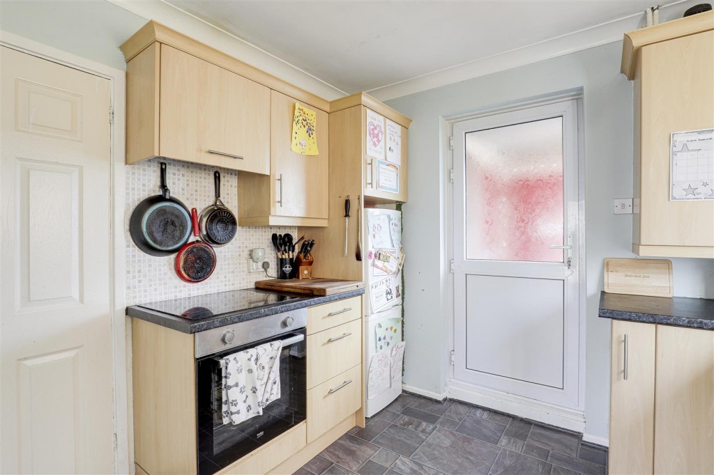 Moyra Drive, Arnold, Nottinghamshire, NG5 6FH