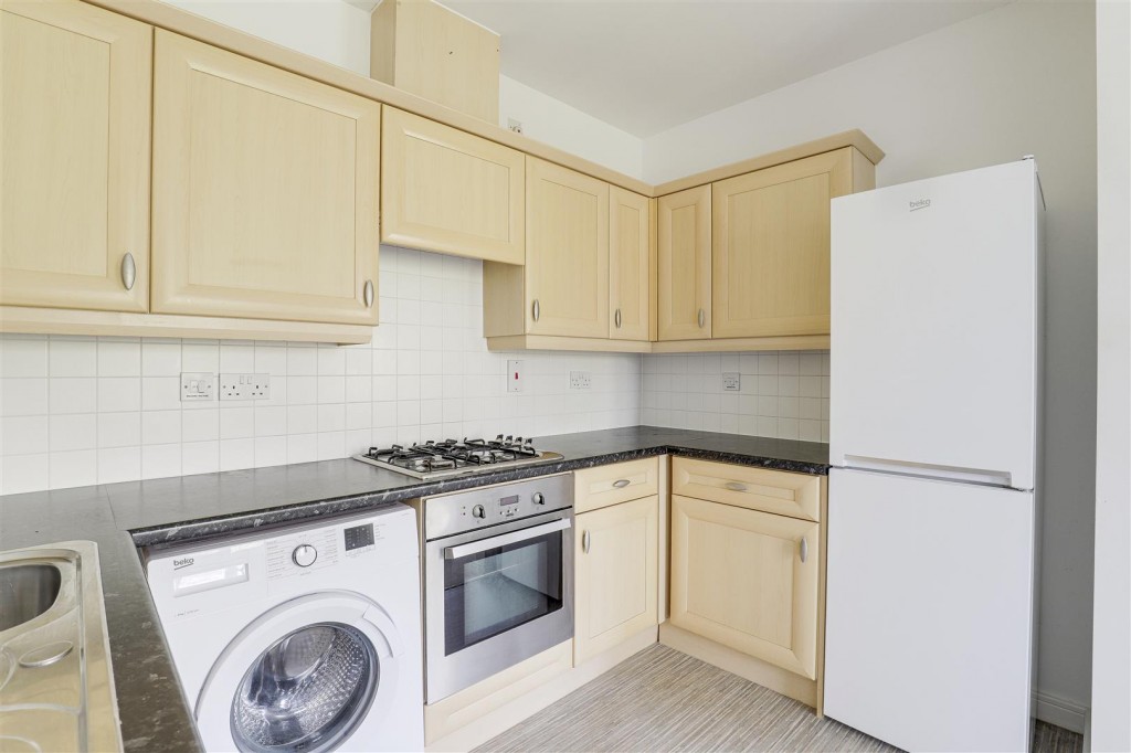 Shaw Gardens, Gedling, Nottinghamshire, NG4 2NY