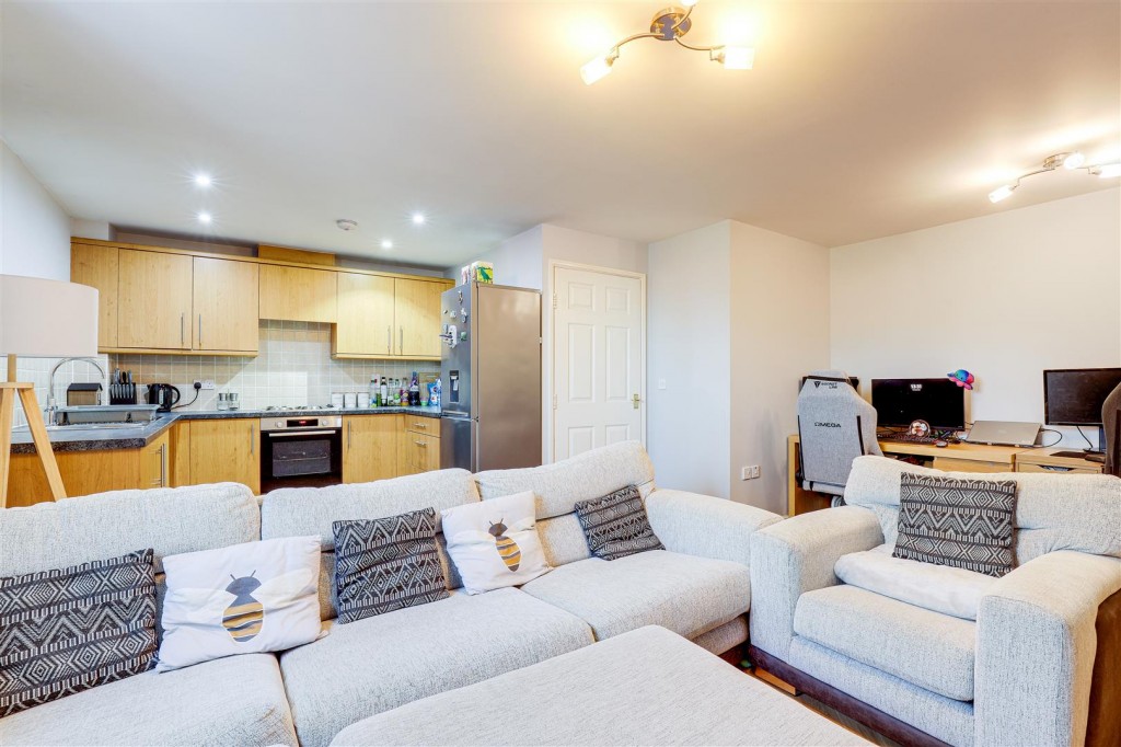 Bramley Road, Long Eaton, Derbyshire, NG10 3SX
