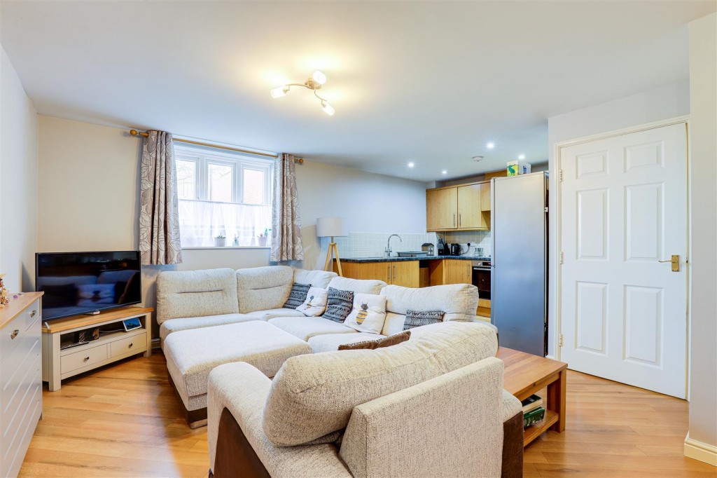 Bramley Road, Long Eaton, Derbyshire, NG10 3SX