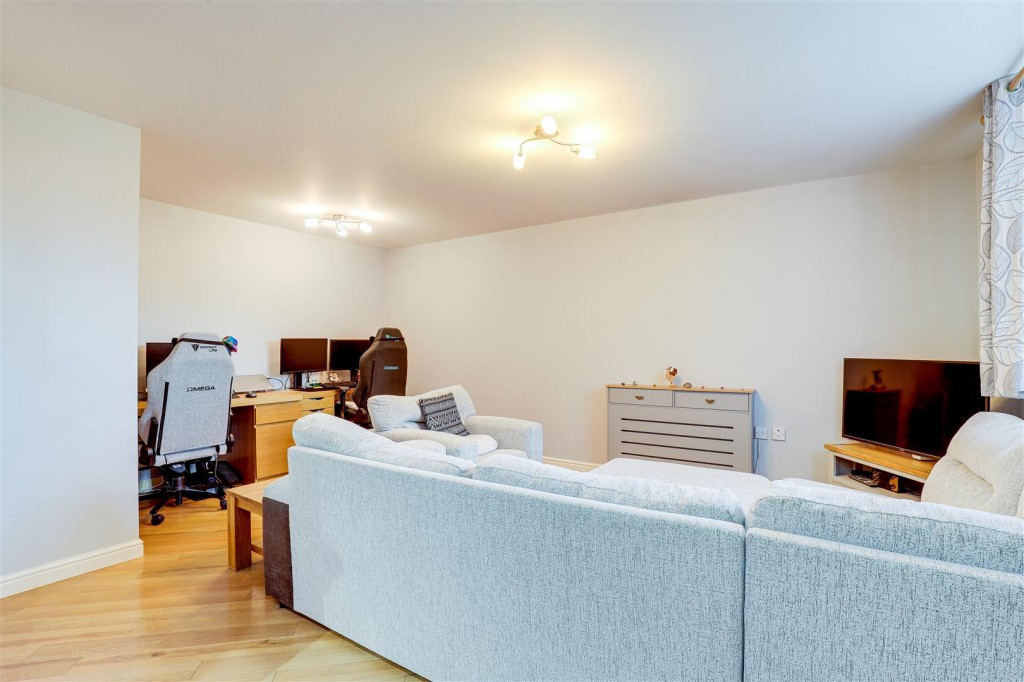 Bramley Road, Long Eaton, Derbyshire, NG10 3SX