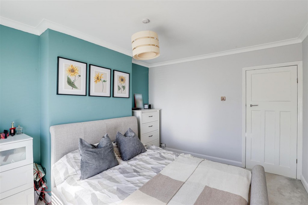 Furlong Avenue, Arnold, Nottinghamshire, NG5 7AQ