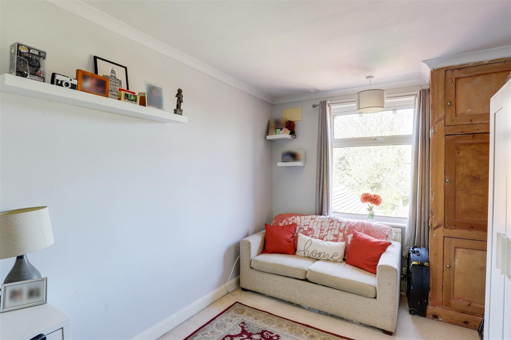 Furlong Avenue, Arnold, Nottinghamshire, NG5 7AQ