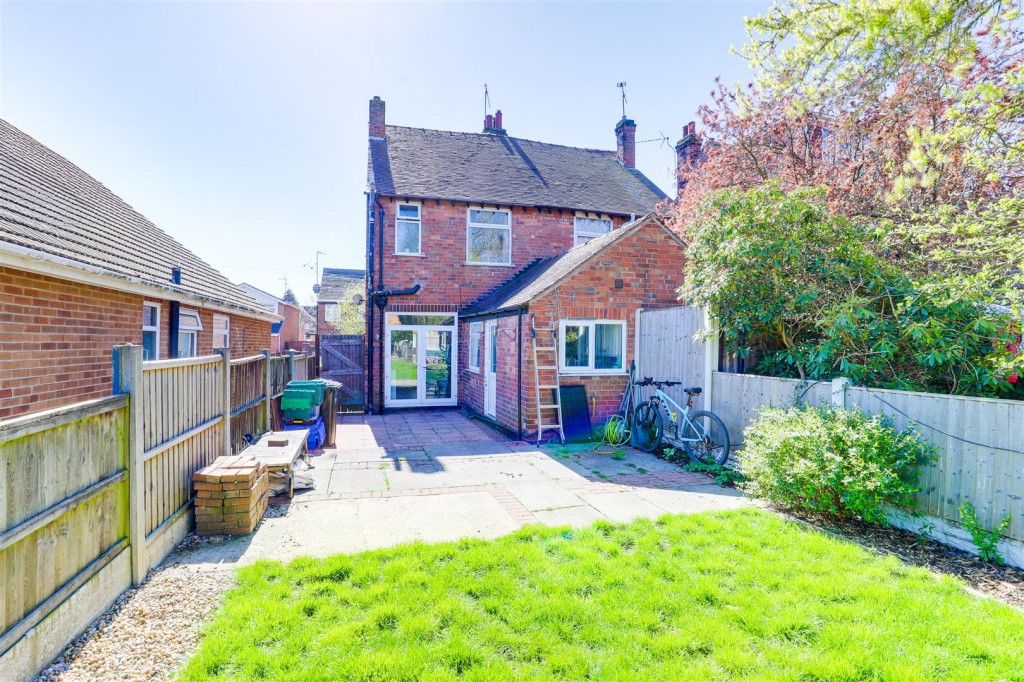 Furlong Avenue, Arnold, Nottinghamshire, NG5 7AQ