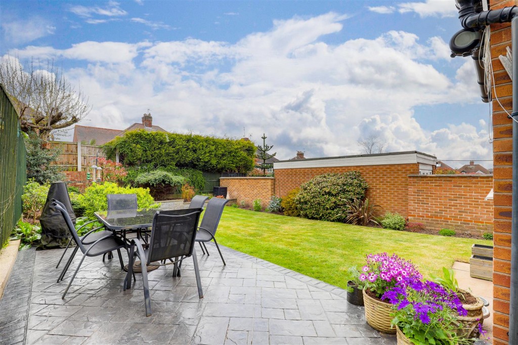Kingswell Road, Arnold, Nottinghamshire, NG5 6NP