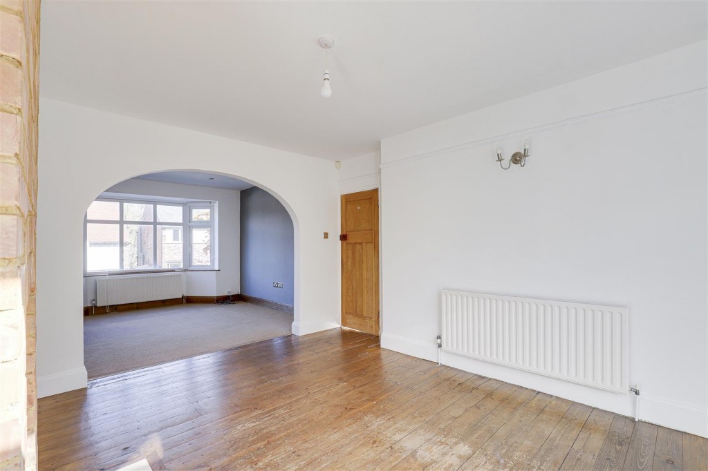 Sherwood Vale, Sherwood, Nottinghamshire, NG5 4EH