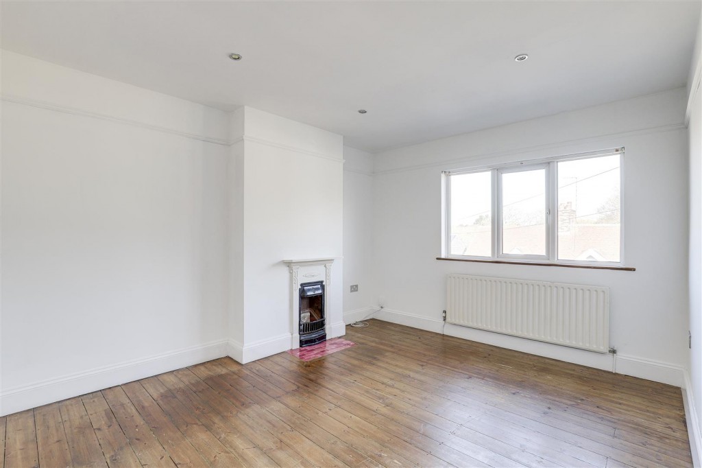 Sherwood Vale, Sherwood, Nottinghamshire, NG5 4EH