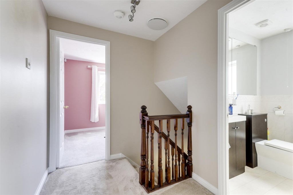 Coppice Gate, Arnold, Nottinghamshire, NG5 7GH