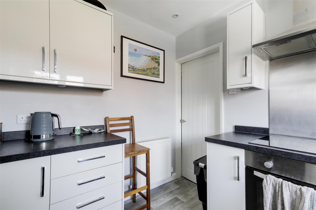 Cross Street, Arnold, Nottinghamshire, NG5 7BL