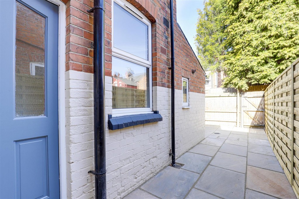 Green Street, The Meadows, Nottinghamshire, NG2 2LA