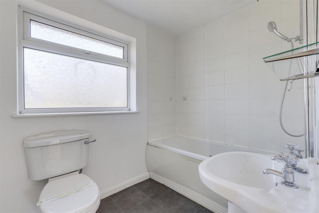 Coronation Road, Bestwood Village, Nottingham, NG6 8TH