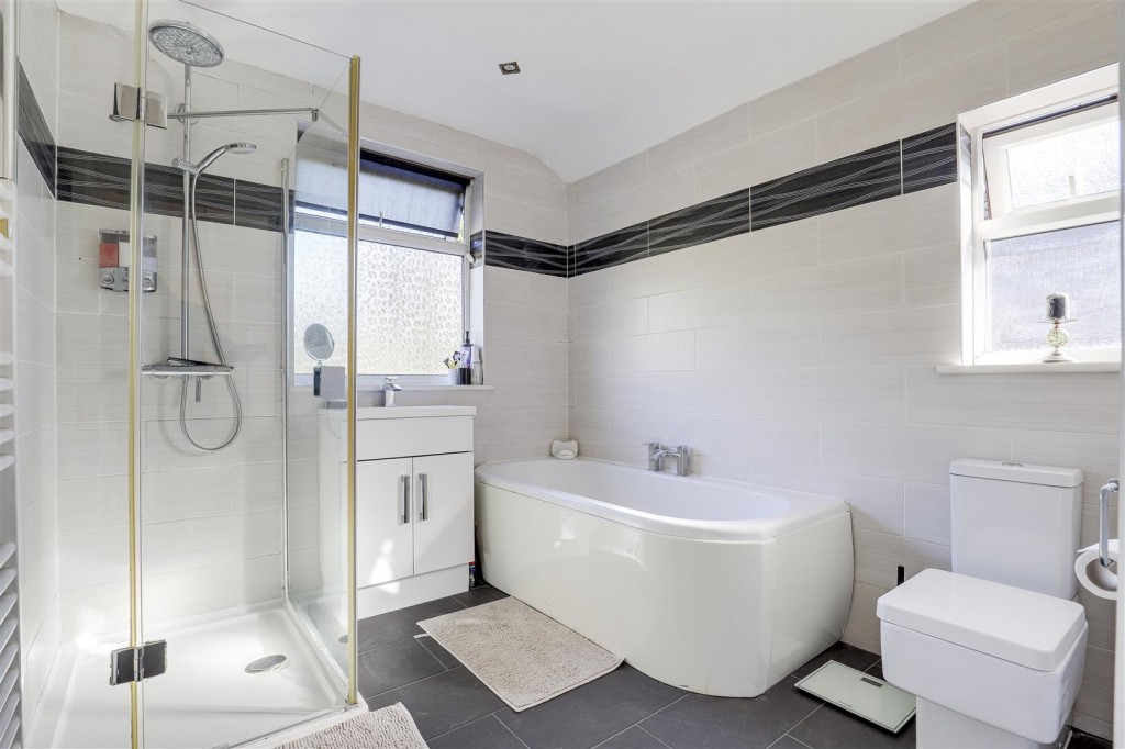 Roland Avenue, Nuthall, Nottinghamshire, NG16 1BB