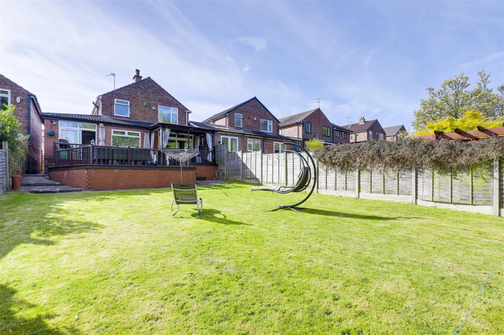 Roland Avenue, Nuthall, Nottinghamshire, NG16 1BB