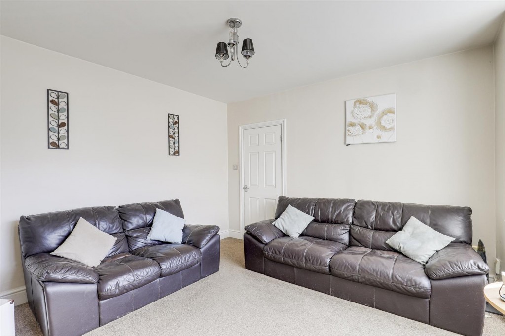 Roland Avenue, Nuthall, Nottinghamshire, NG16 1BB