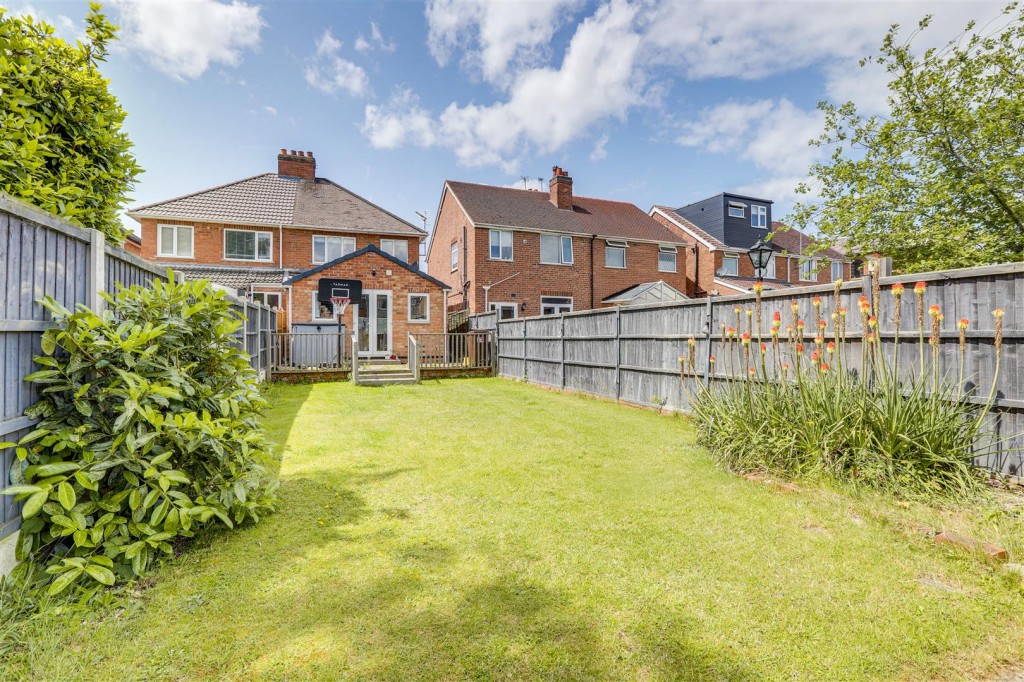 Cedar Avenue, Long Eaton, Nottinghamshire, NG10 3JQ