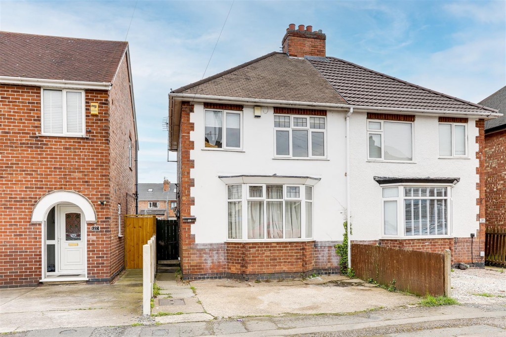 Cedar Avenue, Long Eaton, Nottinghamshire, NG10 3JQ